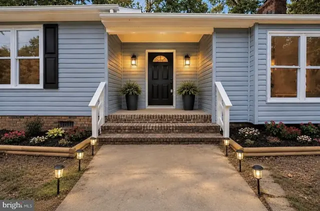 9821 Leavells Rd, Fredericksburg