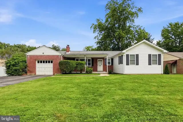 1511 Stony Run Dr, Wilmington