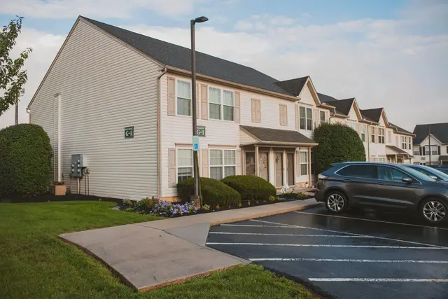 460-a Buttonwood Ln #460a, York