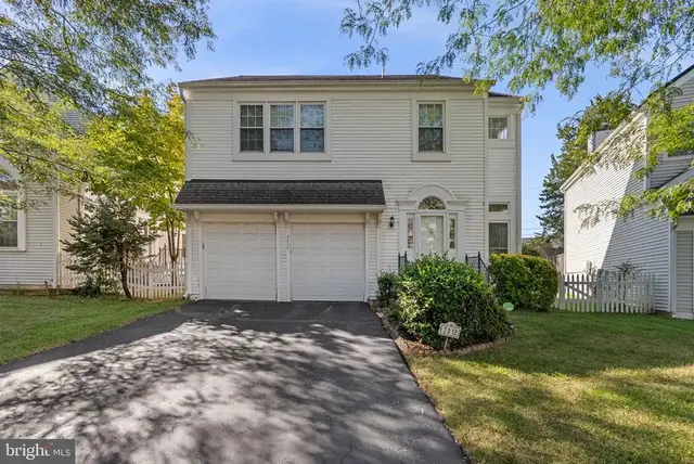 2212 Cherry Leaf Ln, Silver Spring