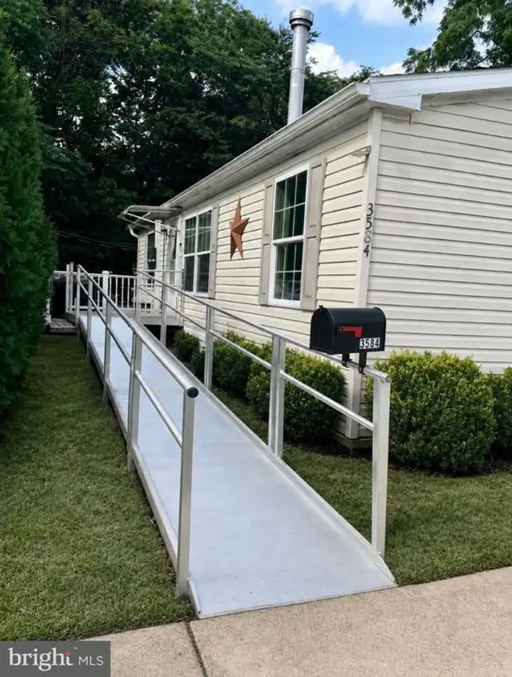 3584 Mobile Rd, HARRISBURG