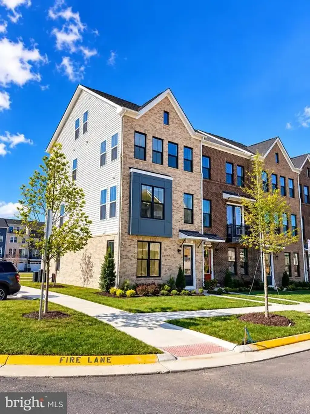 23083 Soaring Ter, ASHBURN