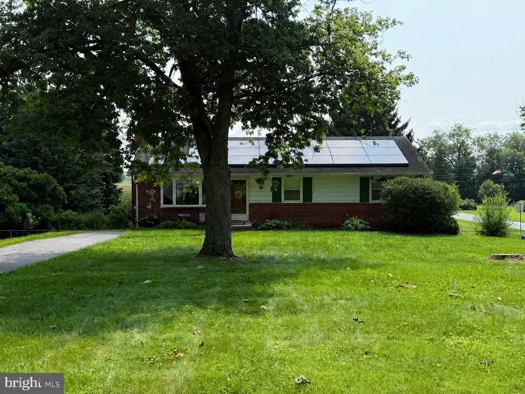 5601 Calvert Dr, FREDERICK
