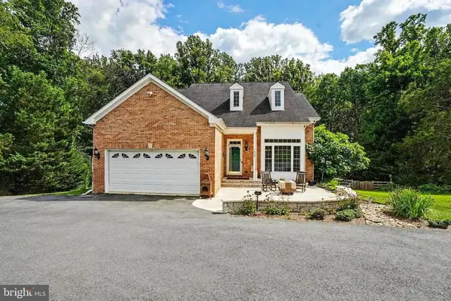 7855 Waller Dr, Manassas