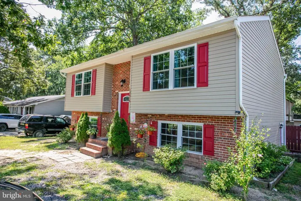 10818 Leavells Rd, FREDERICKSBURG