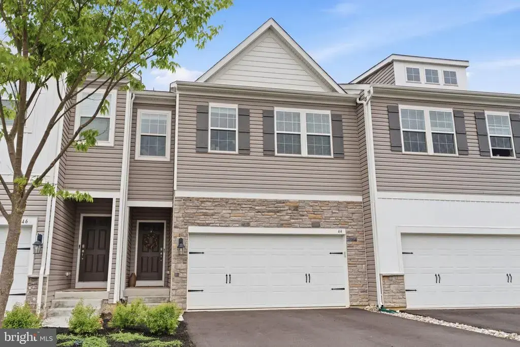 44 Marion Avenue, BORDENTOWN