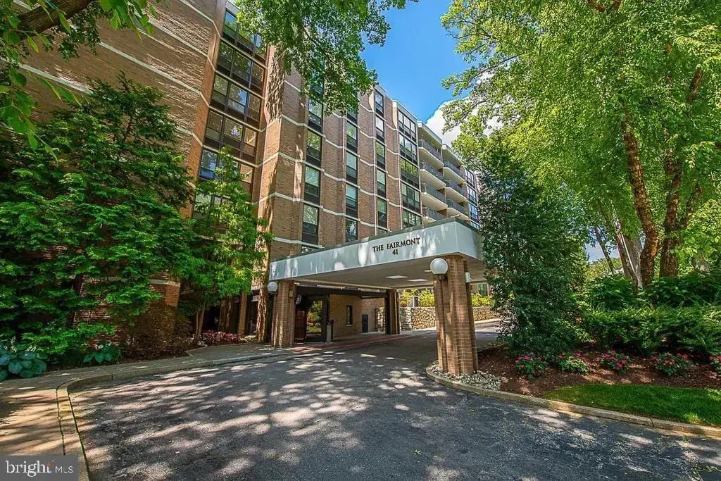 41 Conshohocken State Rd #404, BALA CYNWYD