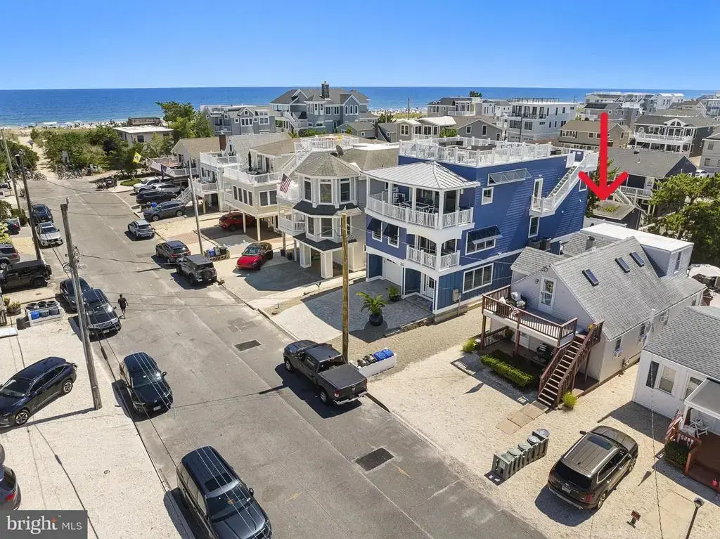 32 N 3rd St, SURF CITY