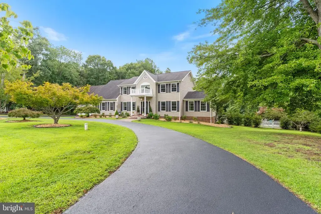 208 Morgans Ridge Ct, LA PLATA