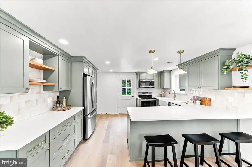 125 S Sproul Rd, BROOMALL