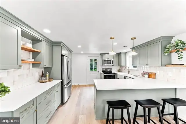 125 S Sproul Rd, Broomall