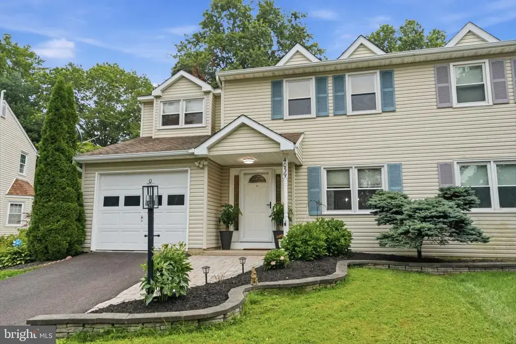 4039 Holly Way, DOYLESTOWN
