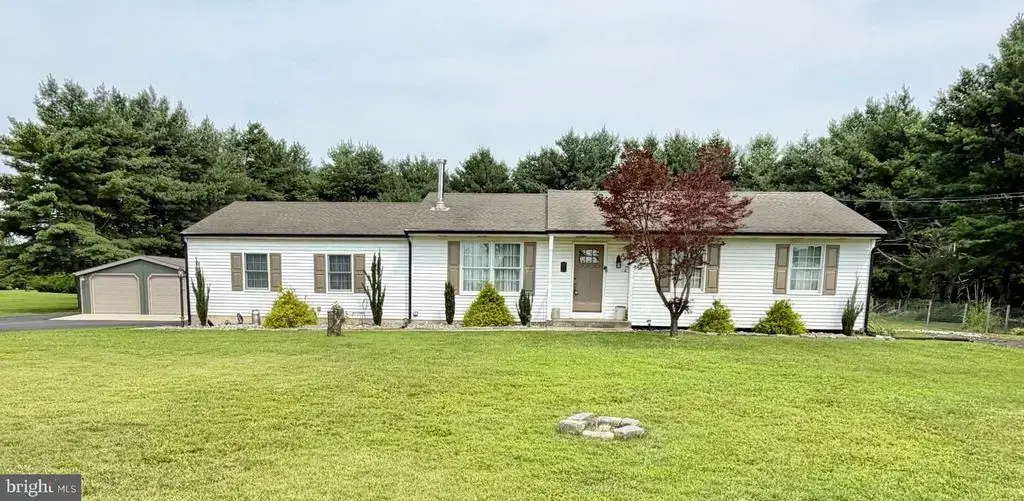 2291 Monmouth Rd, JOBSTOWN