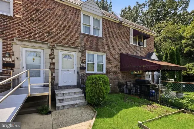 310 Westmont Dr, Collingdale
