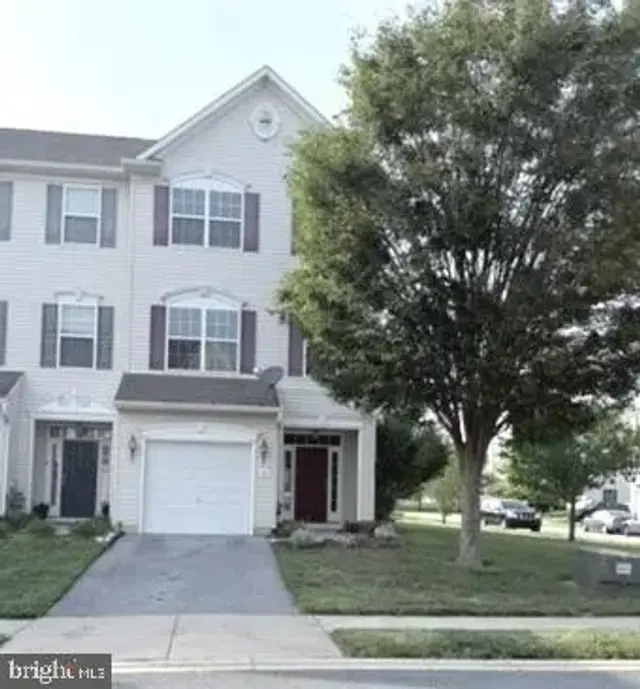 10 W Worthington Blvd, Smyrna