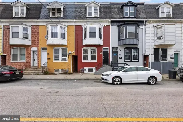 142 W Jackson St, York