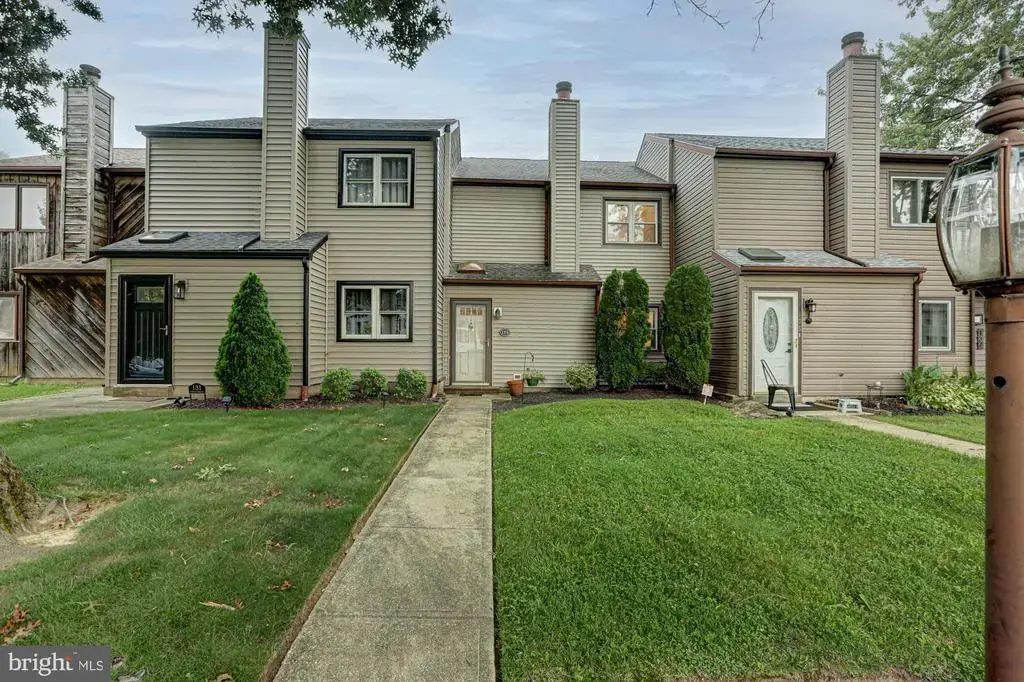 133 E Green Valley Cir, NEWARK