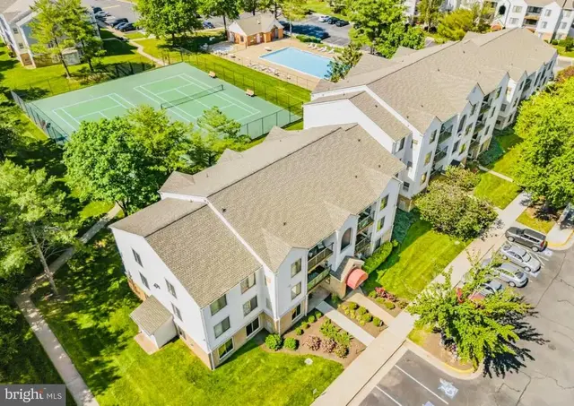 8372 Buttress Ln #202, Manassas