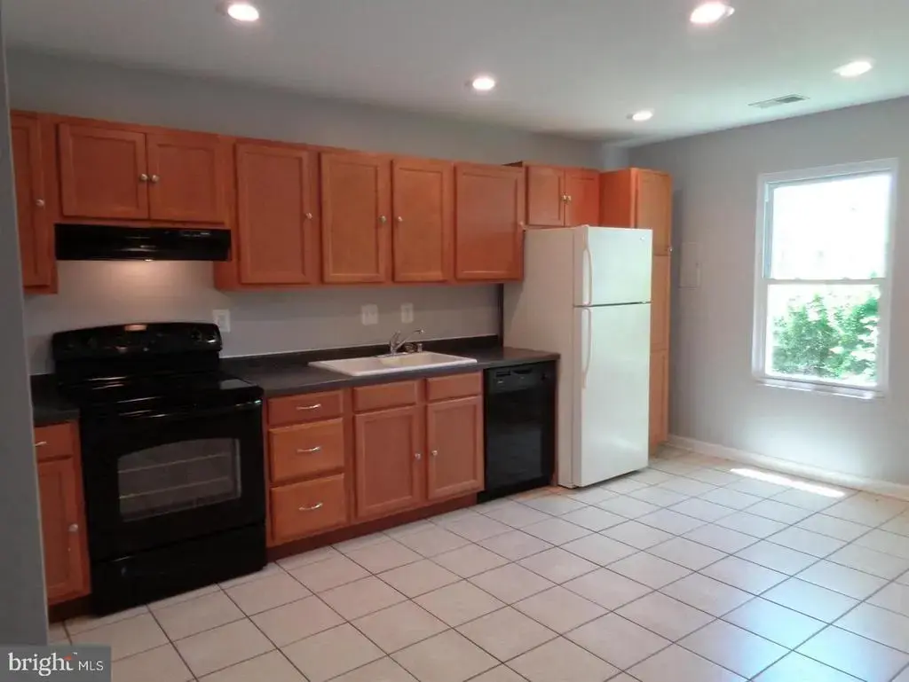 612 Kittendale Cir, MIDDLE RIVER