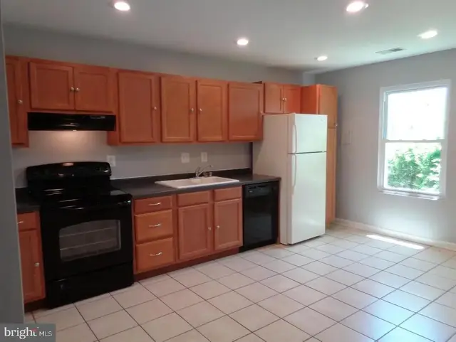 612 Kittendale Cir, Middle River