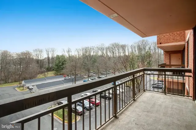 2230 George C Marshall Dr #511, Falls Church