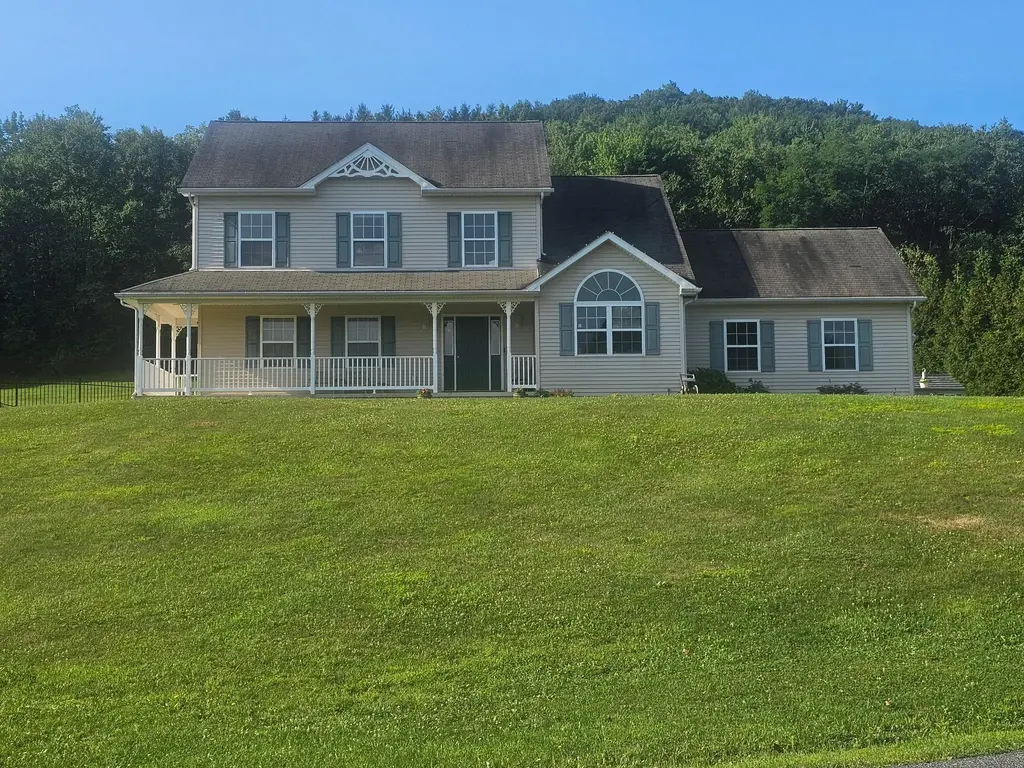 46 Mill Dr, TAMAQUA