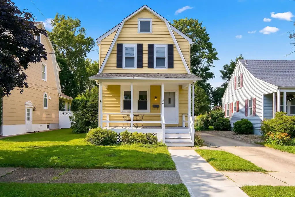 54 Finley Ave, HAMILTON
