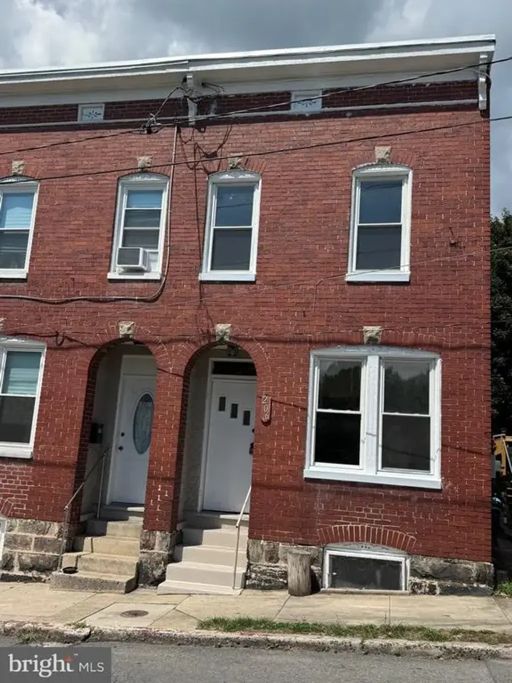 206 Pear St, CUMBERLAND