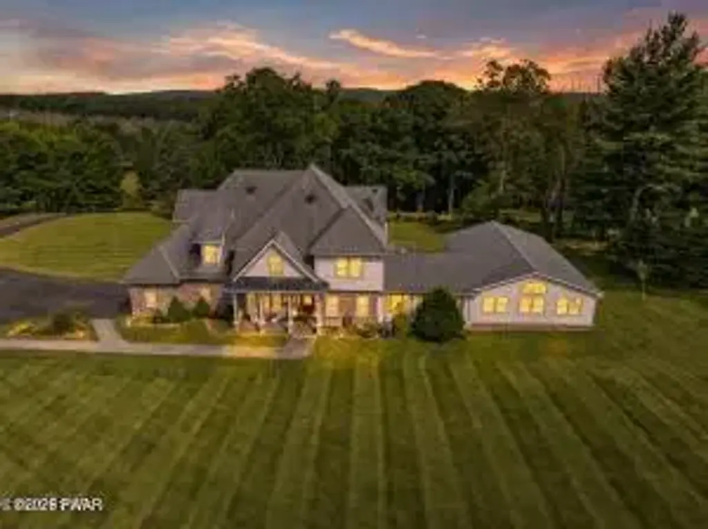 17 Cricket Hill Rd, HAWLEY