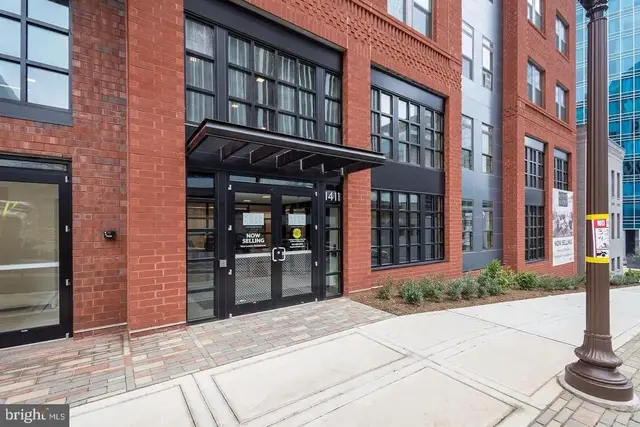1411 Key Blvd #406, Arlington
