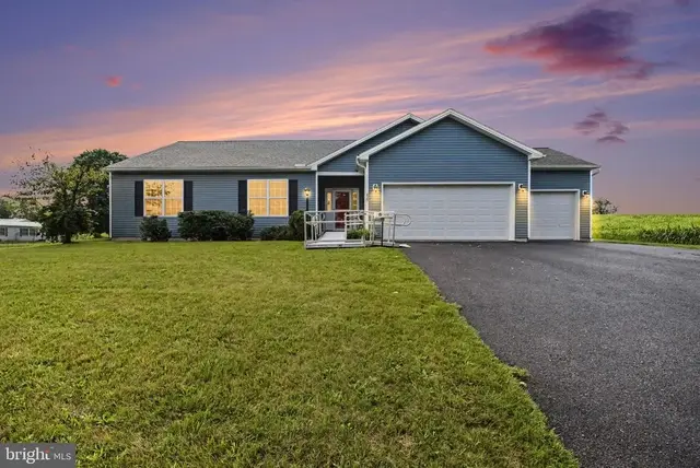420 Cornman Rd, Carlisle
