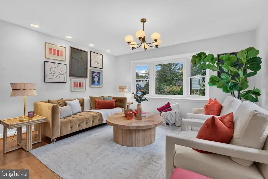 3518 Yuma St Nw, WASHINGTON