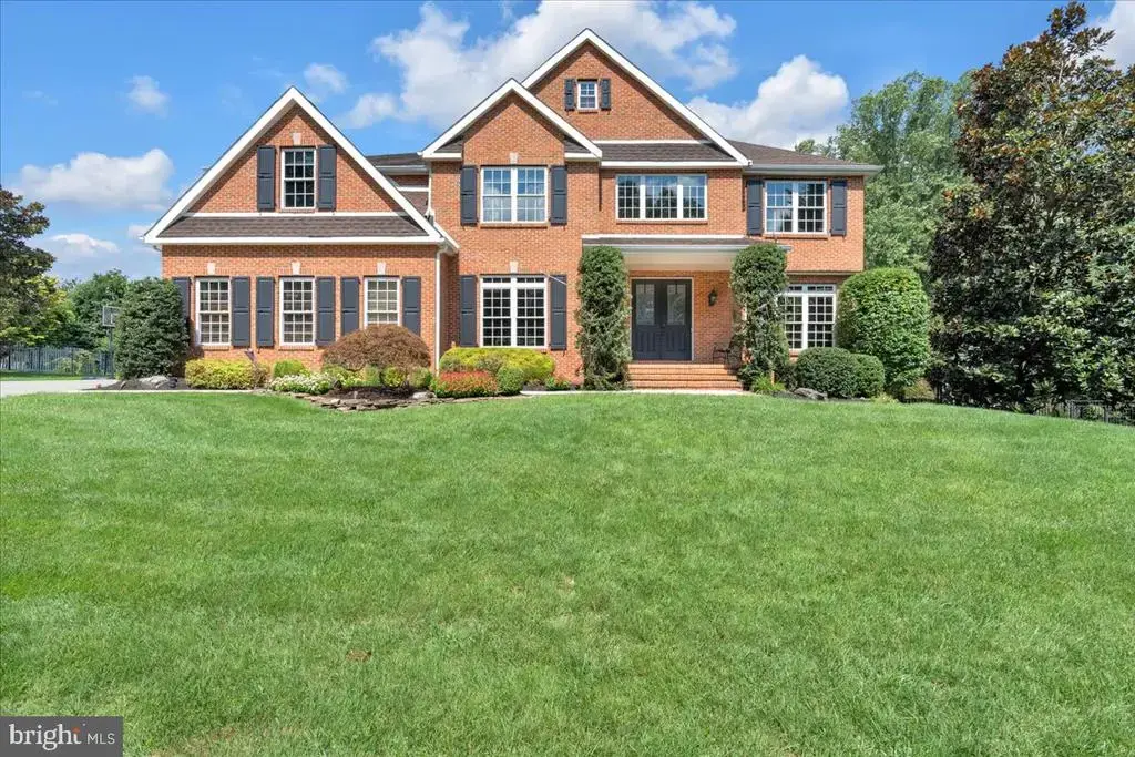 7 Tucker, LAUREL SPRINGS
