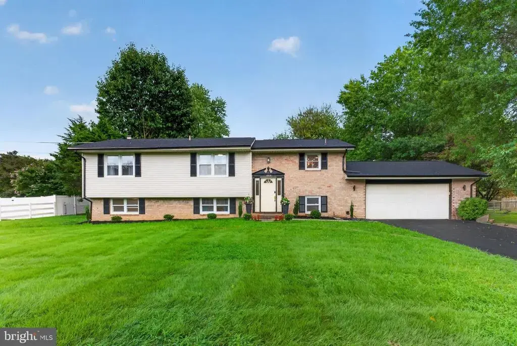 12810 Tern Dr, NORTH POTOMAC