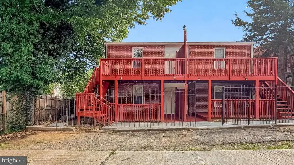 2816 Hartford St Se, WASHINGTON