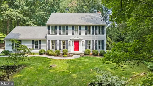 1012 Old Barn Rd, Parkton