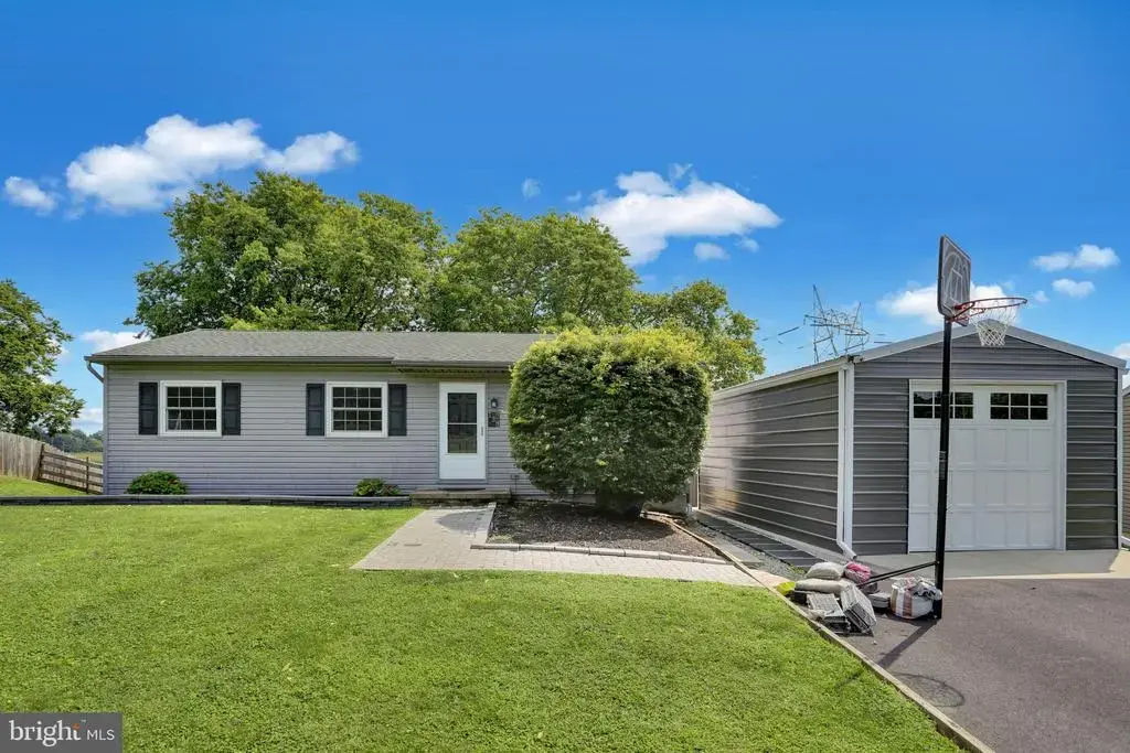 138 Eleanor Dr, MARIETTA