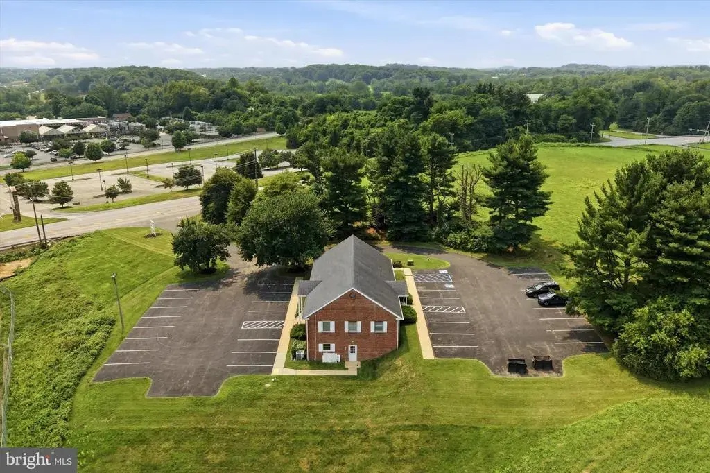 1284 Gap Newport Pike, AVONDALE