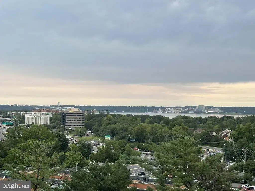 2059 Huntington Ave #809, ALEXANDRIA