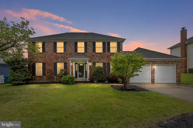 18 Sumac Ct, Newark