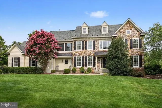 125 Muirfield Ln, Chalfont