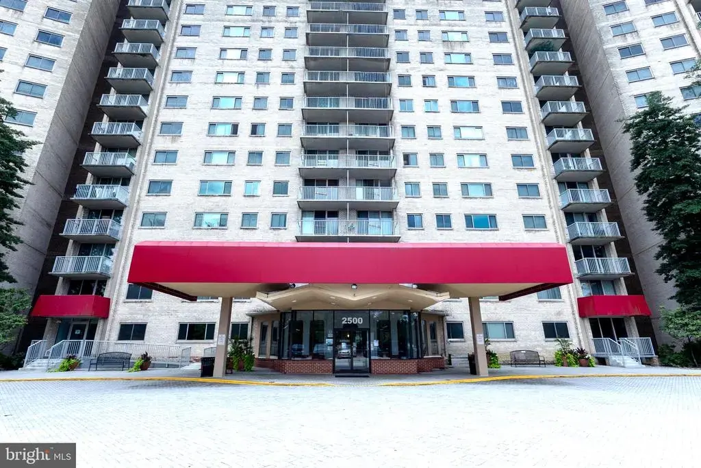 2500 N Van Dorn St #205, ALEXANDRIA
