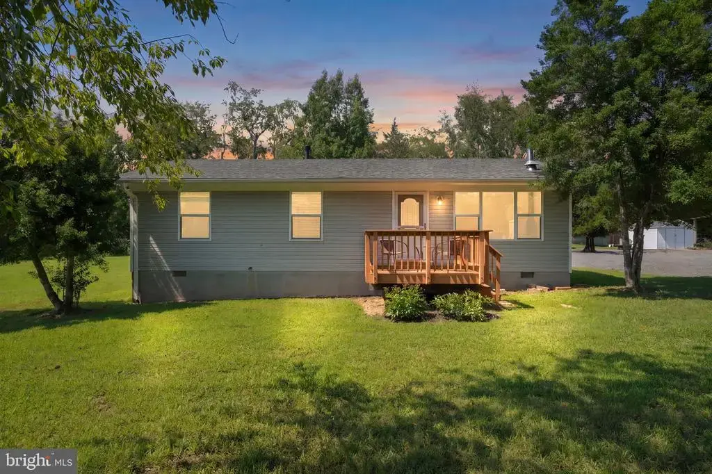 132 Hemp Rd, FREDERICKSBURG