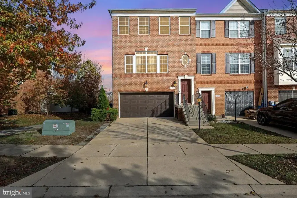 11472 Stockport Pl, WHITE PLAINS