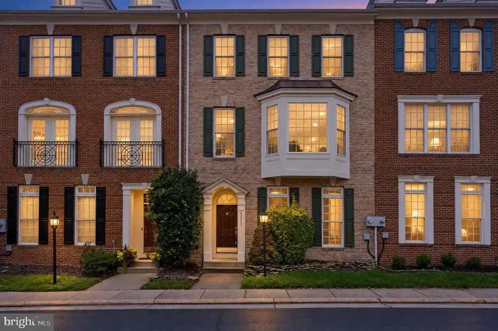 42513 Cortez Ter, ASHBURN