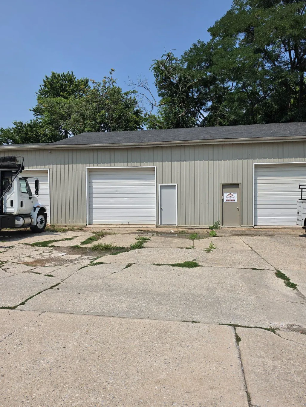 96 Clover Ln, WESTMINSTER