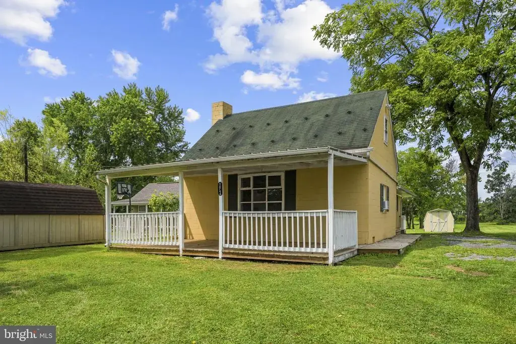 1024 Front Royal Pike, WINCHESTER