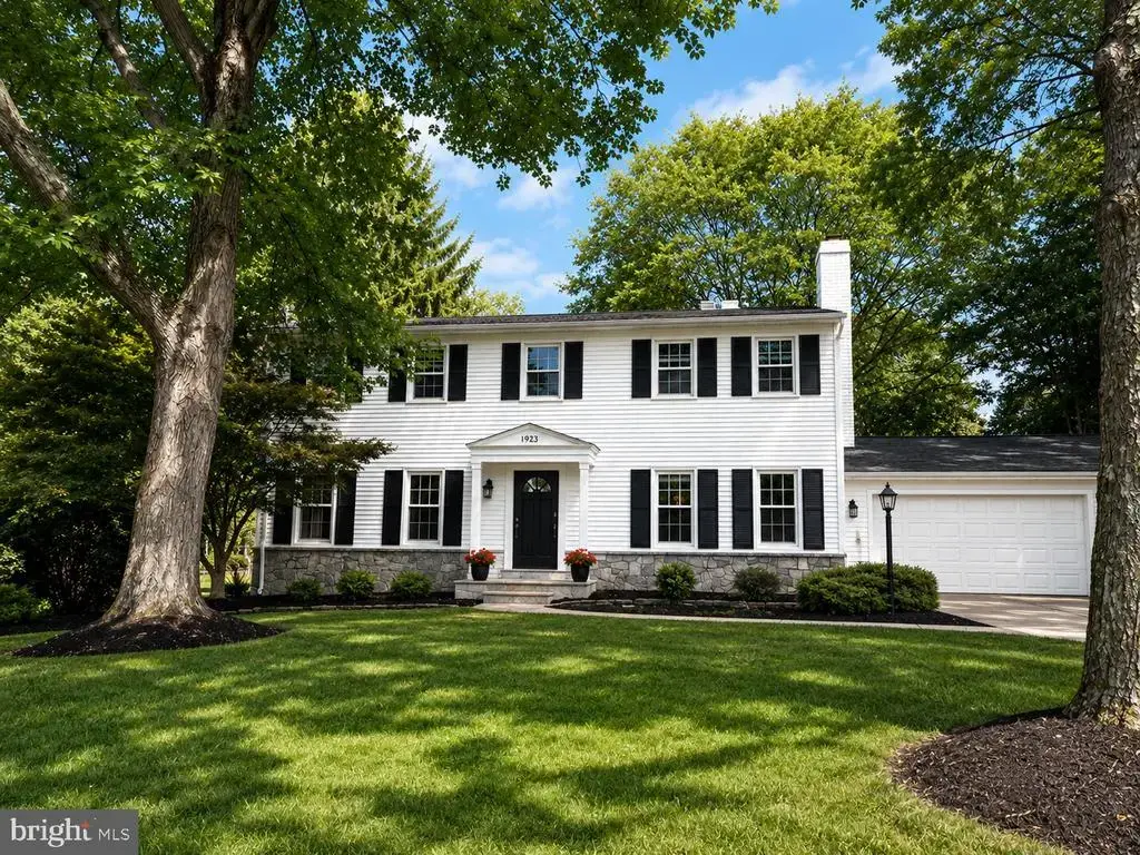 1923 Saybrook Ct, VIENNA