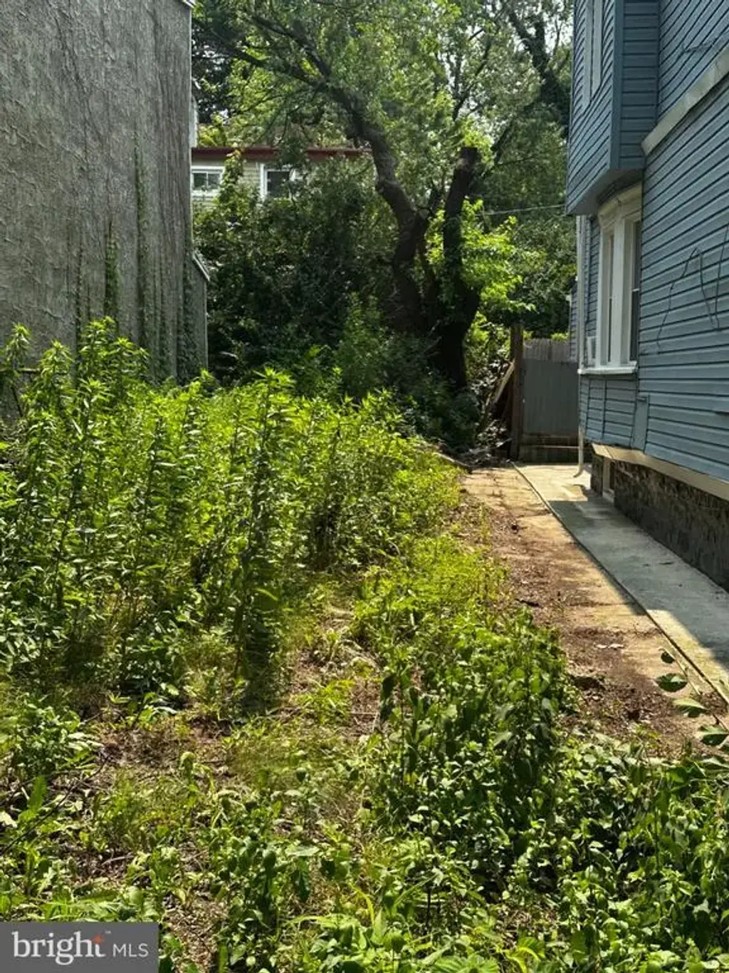1625 E State St, HAMILTON