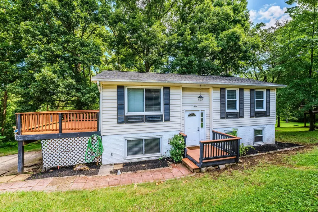 584 Rockbridge Dr Se, LEESBURG